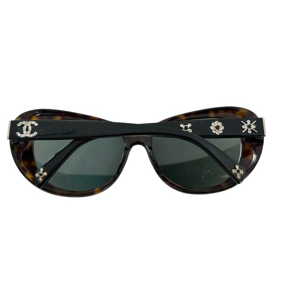 Chanel CH5151 Sunglasses Brown Tortoise with Crystals & Hard Case - Picture 2 of 12
